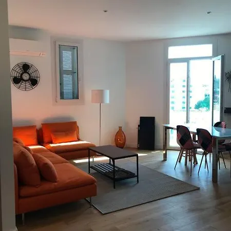 Raphaël Et Centre 10 Mn à Pied Appartement *