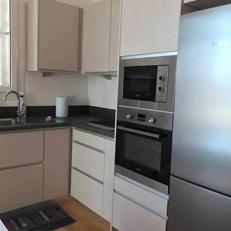 Raphaël Et Centre 10 Mn à Pied Saint-Raphaël